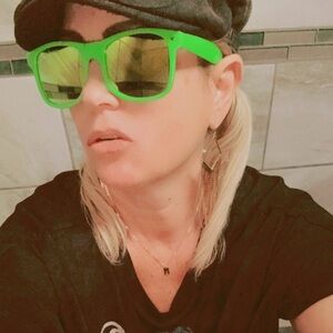 Meet your Posher, Sita